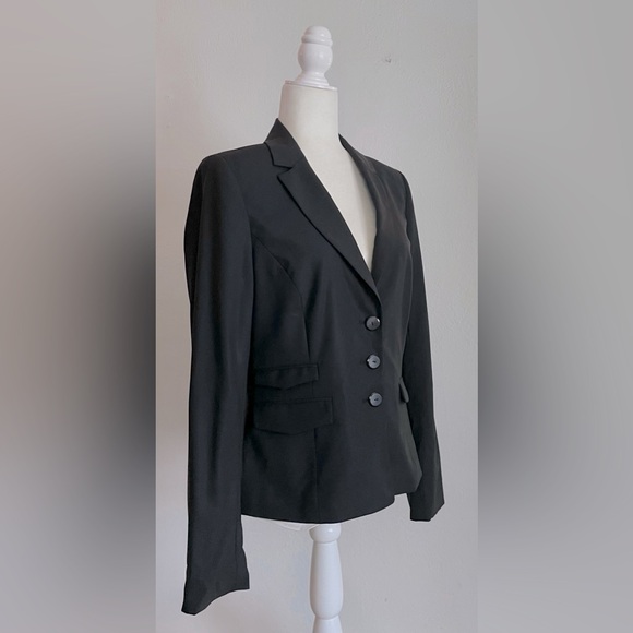 Classiques Entier Three Button Fitted Wool Blazer - Picture 1 of 7